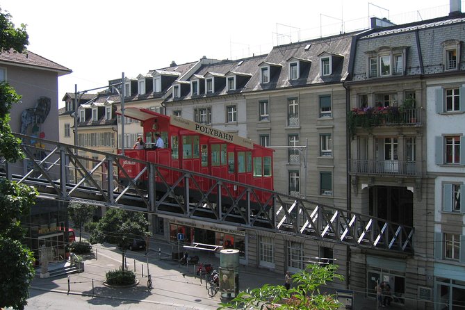 3 in 1: Zurich Walking Tour - Cruise on the Lake - Cable Car Ride to Felsenegg - The Lake Zurich cruise and the Lindt viewpoint