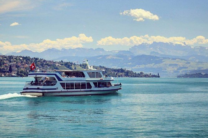 3 in 1: Zurich Walking Tour - Cruise on the Lake - Cable Car Ride to Felsenegg - Bahnhofstrasse and Paradeplatz: Zurich’s polished center