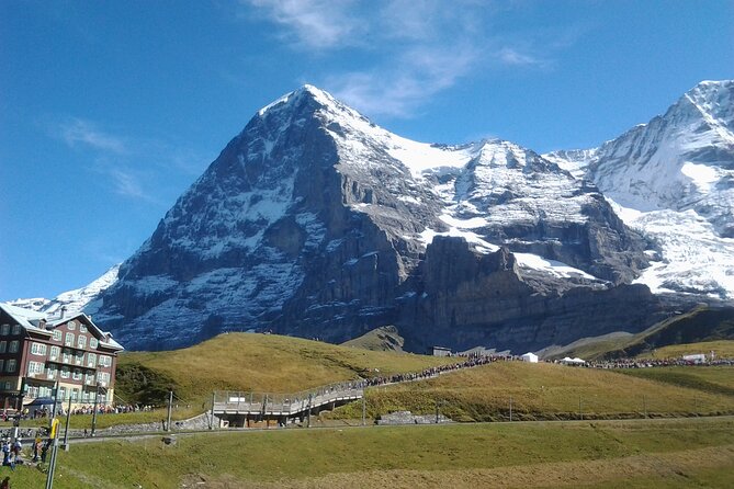 Alpine Majesty:From Zürich to Jungfraujoch Exclusive Private Tour - A short stop in Lauterbrunnen