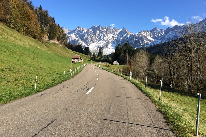 Alpine Tour Across Switzerland - Fluehli and the Alpine Panorama roads