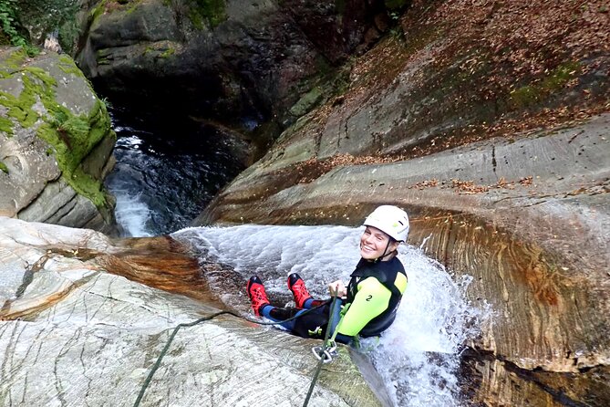 Basic Corippo Canyoning Experience in Valle Verzasca - Safety instructions before the first jump