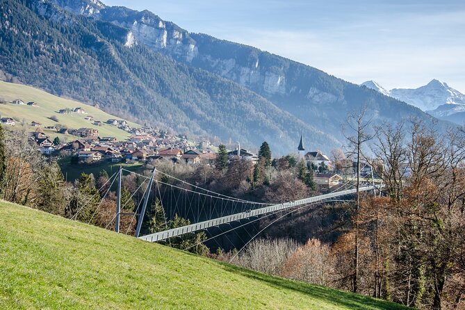 Beatus Caves, Panoramic Bridge, Nature Park Blue Lake and Lake Thun Cruise - Two hours in Thun, with time to choose your own path