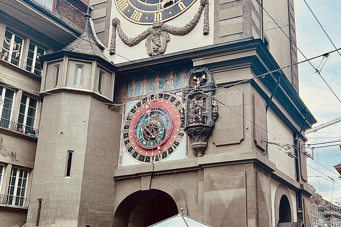 Beautiful Bern's Legends: A Self-Guided Audio Tour - Rathaus and the working city