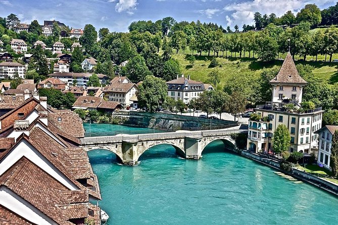 Bern Private Walking Tour with a Local - Bern in Four Useful Points