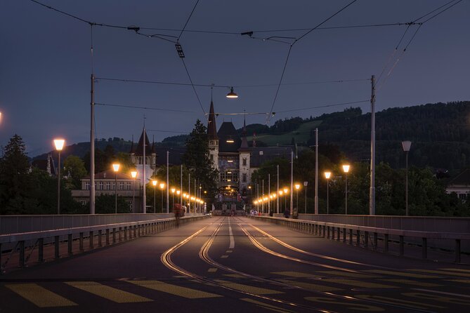 Bern Private Walking Tour with a Local - Guide Quality: Friendly Hosts and Uneven Expertise
