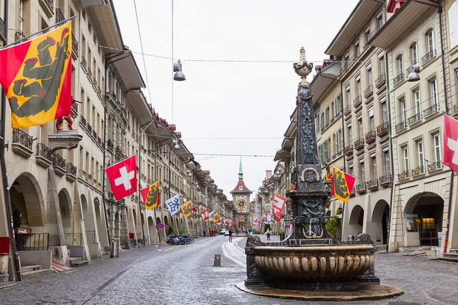 Bern Scavenger Hunt and Highlights Self Guided Audio Tour - The Einstein Museum area and Bernisches Historisches Museum