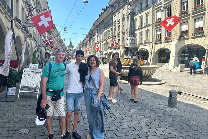 Bern Walking Tour: Explore Top Sights & Hidden Gems - Bern Cathedral and its Gothic details