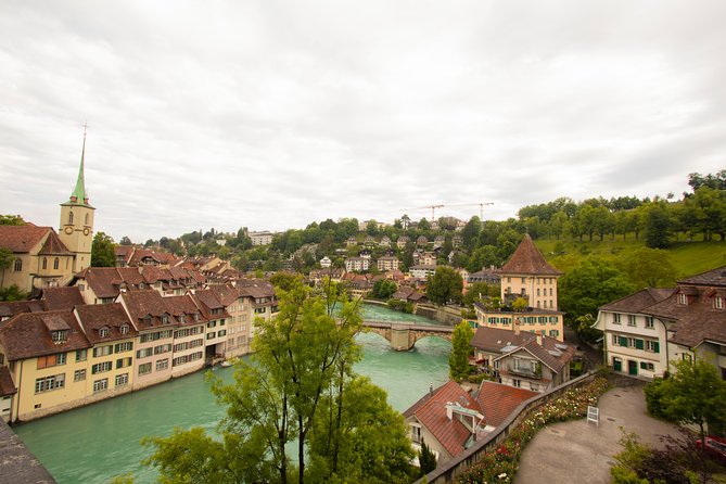 Best Intro to Bern in 2 hours with a Local - Starting at Christoffelgasse and the Bundeshaus
