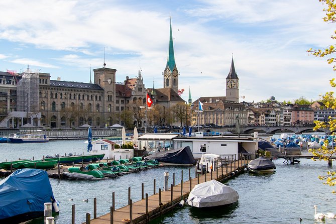 Best Intro to Zurich in 2 hours with a Local - Lindenhof, where Zurich looks back to Rome