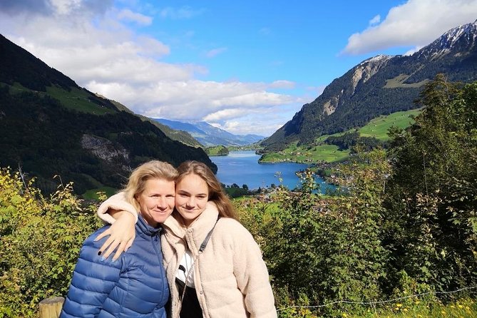 Best of Bernese Oberlands from Luzern - Lauterbrunnen brings the classic Swiss valley view