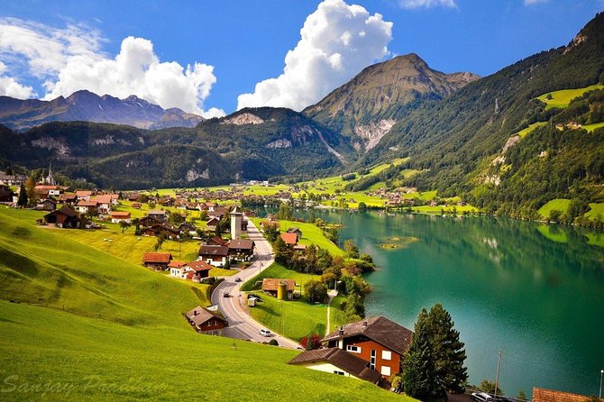Best of Bernese Oberlands from Luzern - Lake Lungern gives the morning a fine start