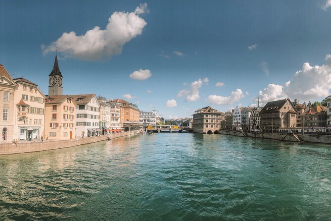Best of Zurich and Surroundings - Extended City Sightseeing Tour - Walking through medieval Zurich