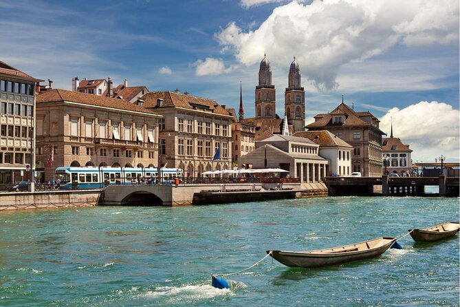 Best of Zurich and Surroundings - Extended City Sightseeing Tour - Zurich from the financial district to the University Quarter
