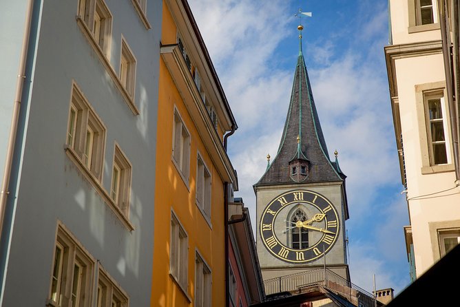 Best of Zurich Tour with Felsenegg Cable Car and Ferry Ride - Riding the Felsenegg cable car to 800 meters