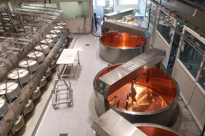 Chocolate, Cheese and Wine Tour in Luzern region - Chocolate production near Lucerne