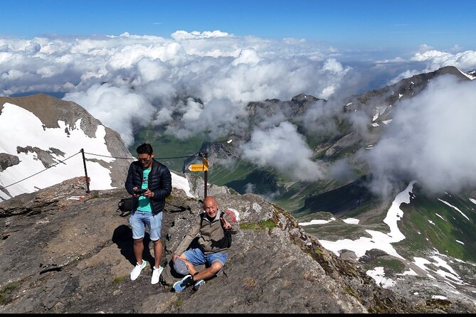 Crash Landing on you Tour with Private Transportation - Iseltwald: the quiet finish on Lake Brienz