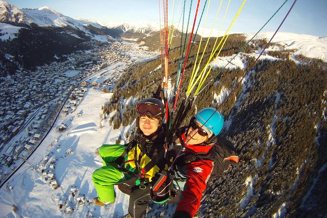 Davos Absolutely Free Flying Paragliding Tandem Flight 1'000 Meters High - Landing close to the Davos meeting point