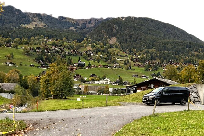 Day trip to Swiss Villages from Zurich - Small Group Tour by Car - Interlaken between two lakes