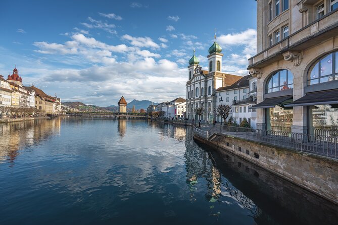 Explore Lucerne in 60 minutes with a Local - Why this short walk can be useful in Lucerne