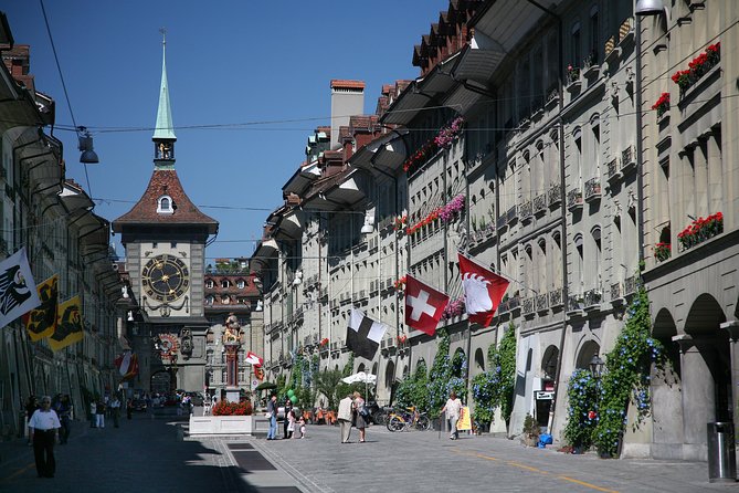 Exploring Bern City: Swiss Capital Private Walking Half-Day Tour - Crossing Nydeggbrücke to the Bärenpark