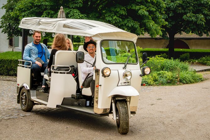 Fondue and wine private Tuk Tuk tour in Geneva - Key things to know before booking