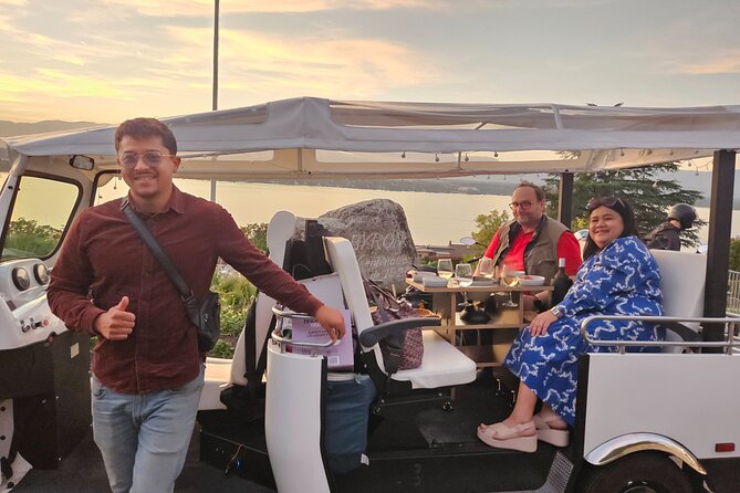 Fondue and wine private Tuk Tuk tour in Geneva - Jet d’Eau and the lakefront