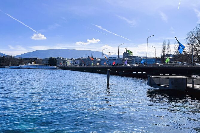 GENEVA EXCLUSIVE Complete Tour (PICK-UP), UN area & Old City - From international Geneva to the city’s oldest streets