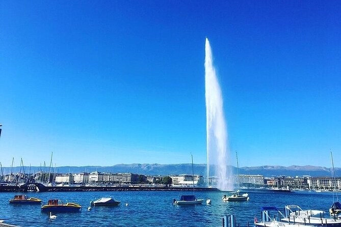Geneva: Sightseeing of top Places Tour Electric TukTuk 1H15 tour - Why an electric tuk-tuk works well in Geneva