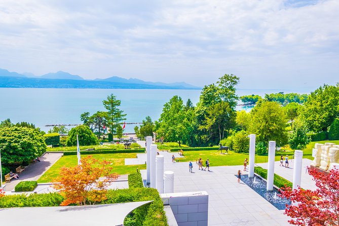 Geneva to Lausanne, Montreux and Château Chillon Private Tour - Montreux, music, and two free hours