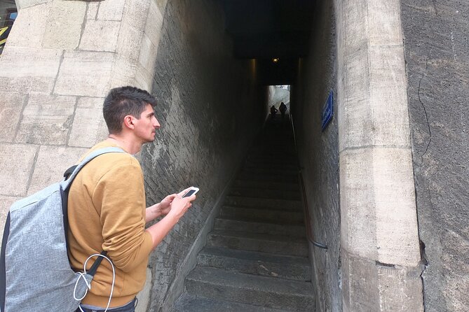 Geneva Virus Run: Stop the Infection Exploration Game - Place de Neuve and the Statue de Gandhi