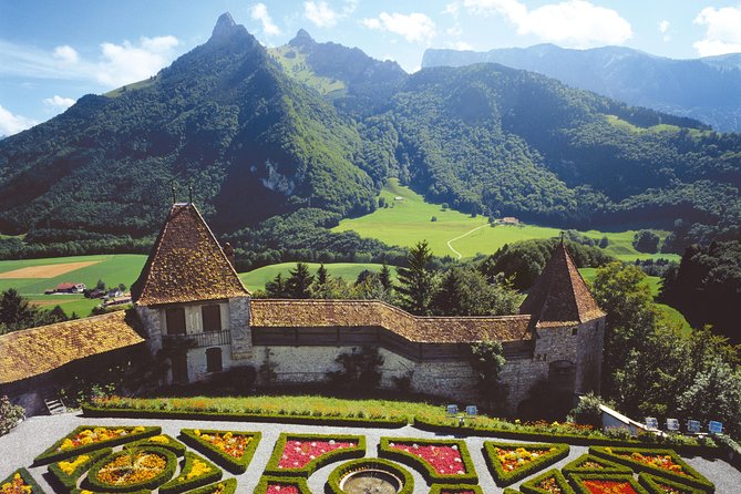 Gruyères Tour from Geneva With Train, Chocolate and Cheese - The GoldenPass train from the Montreux area