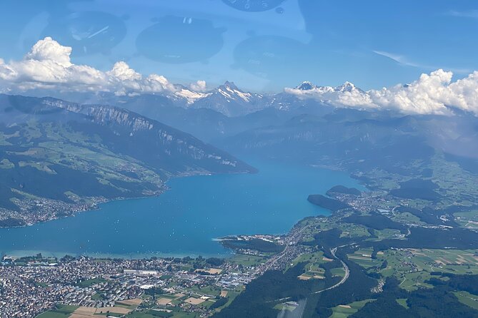 Helicopter tour to the Stockhorn mountain, with great view to the Swiss Alps - Thun Castle and the Old Town Below