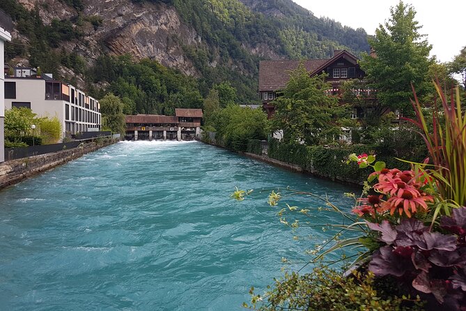 Interlaken 3-hours Private Walking Tour & Mt. Harder Excursion - Höhenmatte Park and the paragliders overhead