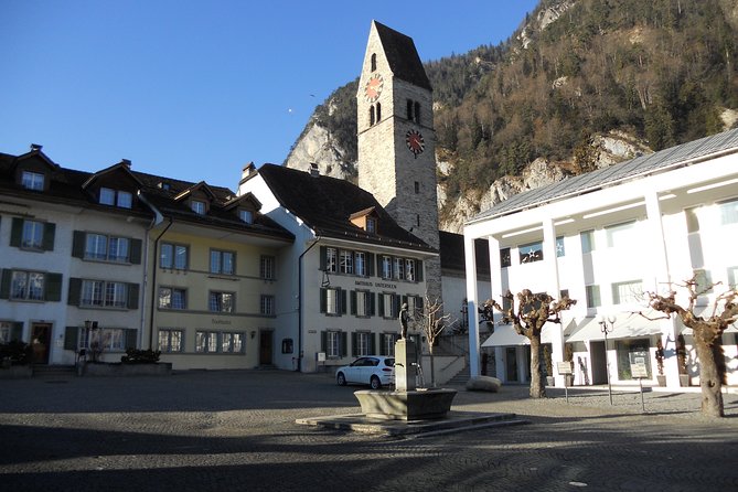 Interlaken Private Tour: Mountains Cows, Thun Lake, and Brienz Lake - Who Will Get the Most From This Experience?