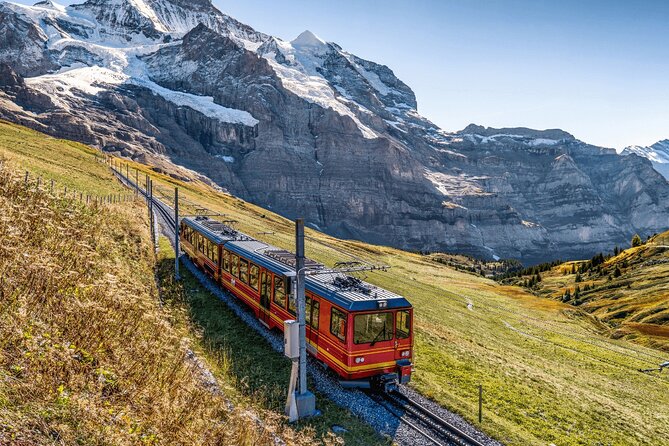 Jungfraujoch Private Tour – Top of Europe & Lauterbrunnen Valley - Leaving Zurich for Grindelwald