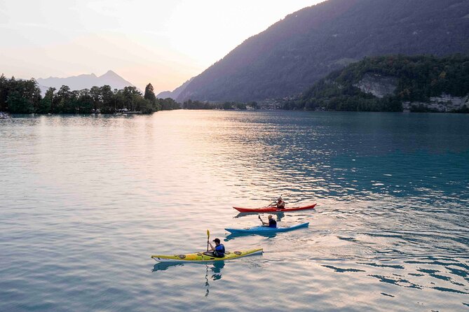 Kayak Tour of the Turquoise Lake Brienz - Beaches, swimming, and a little kayak play
