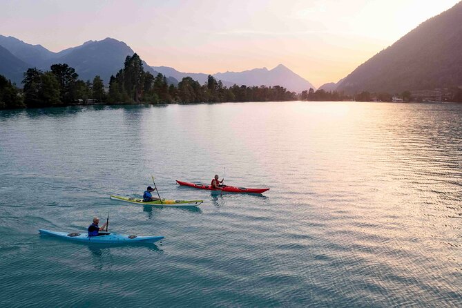 Kayak Tour of the Turquoise Lake Brienz - Evening kayaking on Lake Brienz