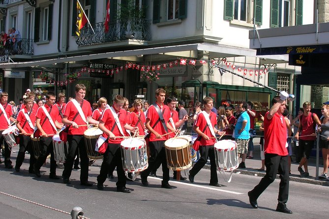 (KTL361) - Interlaken day trip by bus from Lausanne - Leaving Lausanne for the Swiss Alps
