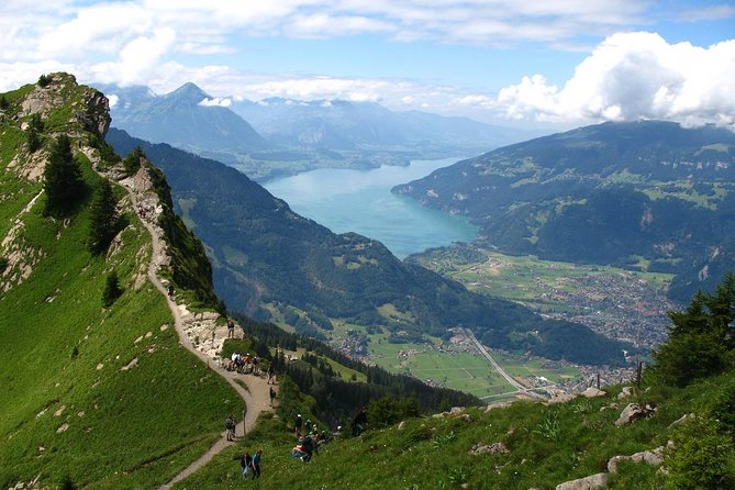 (KTL361) - Interlaken day trip by bus from Lausanne - Arriving in Interlaken with time to choose your day