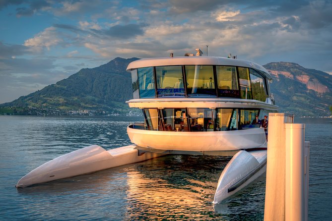 Lake Lucerne 1-Hour Catamaran Cruise - The ride across Lake Lucerne
