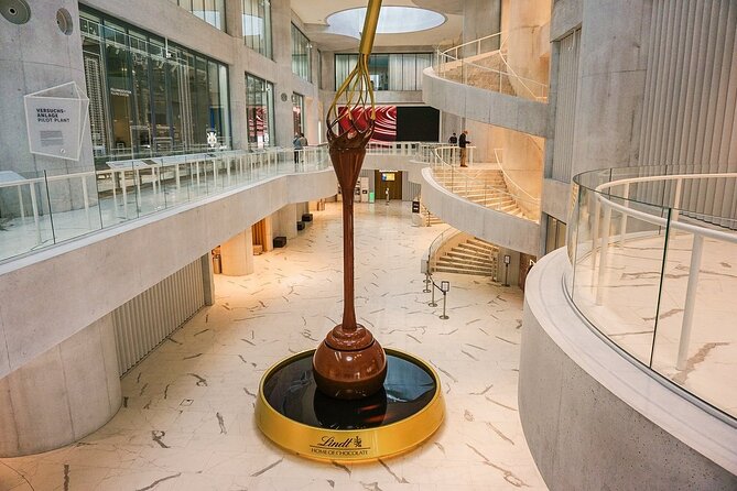LINDT Home of Chocolate, Cruise On Lake Zurich And Old Town Walking Tour - Key things to know before booking