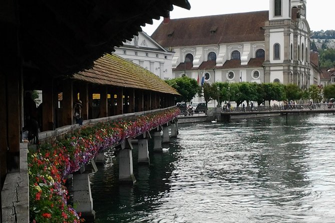 Lucerne Private City Walk and Lake Cruise Day Trip from Zürich - Who should book this experience