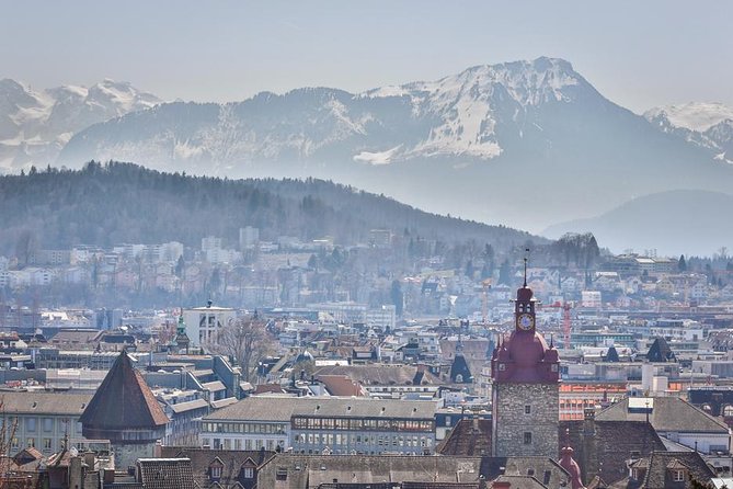 Lucerne Private Walking Tour with a castle visit! - The Lion Monument, with room for changes