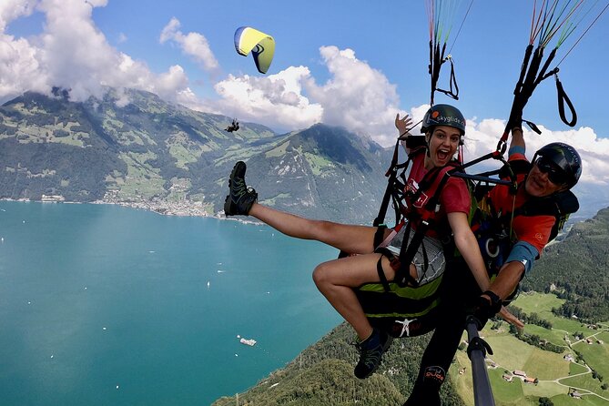 Luzern / Lucerne Professional Paragliding Tandem Flights - Reaching the launch point from Lucerne