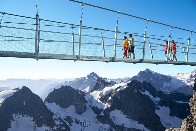 Mount Titlis Cable Car with Ice Flyer and Lucerne from Zurich - The guides can shape the whole day