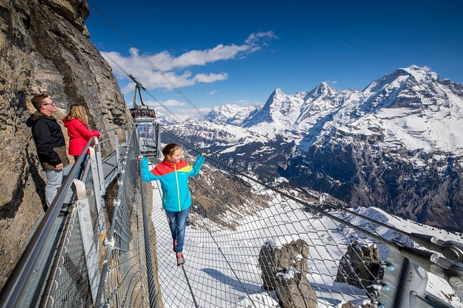 Mt. Schilthorn & Mürren Private Day Trip from Zürich - Mürren: A slower hour among wooden chalets