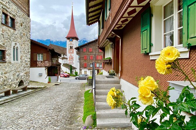 Natural Wonders of Switzerland: Private Day Tour from Zurich - Starting in Zurich with a private pickup