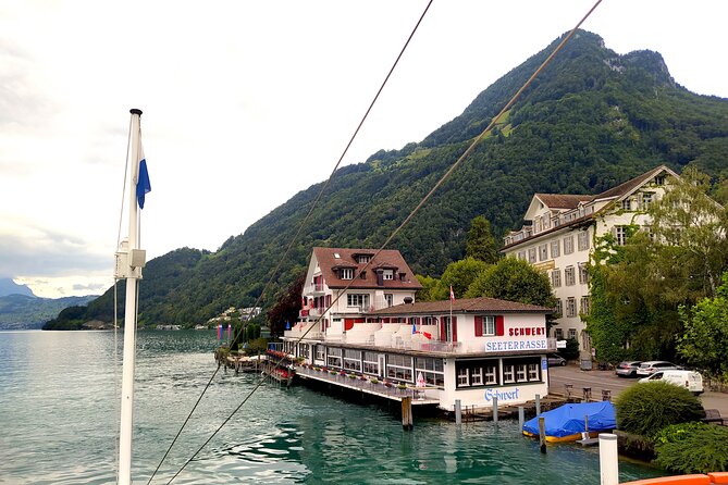 Panoramic E-Bike Tour with a Lake Cruise - What the private guide adds