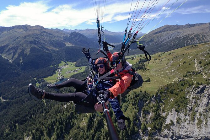 Paragliding Davos Early Bird (Video & Photos Included) - Why an early flight from Jakobshorn works so well