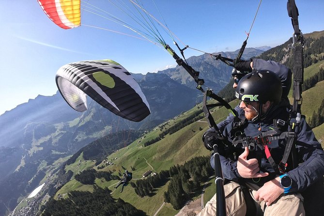 Paragliding Tandemflight Lucerne - Engelberg - Small groups, family trips, and waiting time
